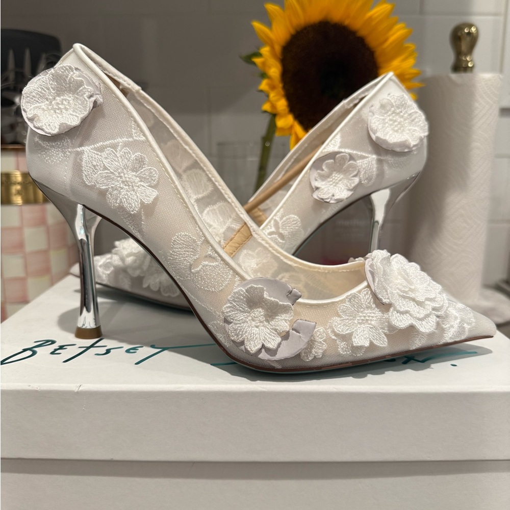 Betsey Johnson White Floral Heels with Silver Accents